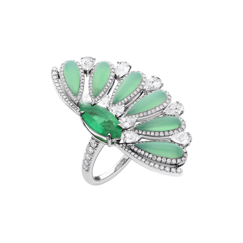 Yakama Emerald ring by Adler Joailliers