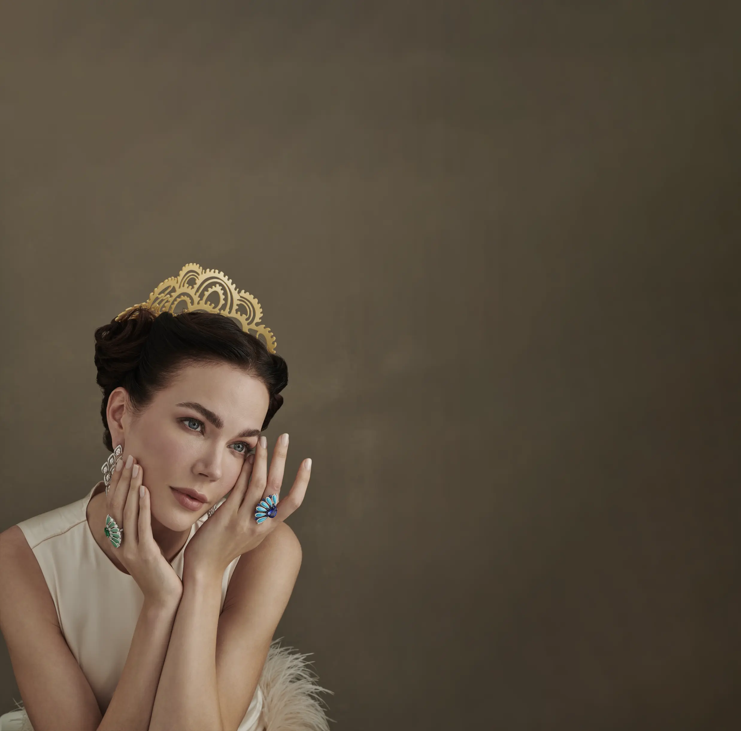 Yakama cocktail ring by Adler Joailliers inspired by Native American headdresses