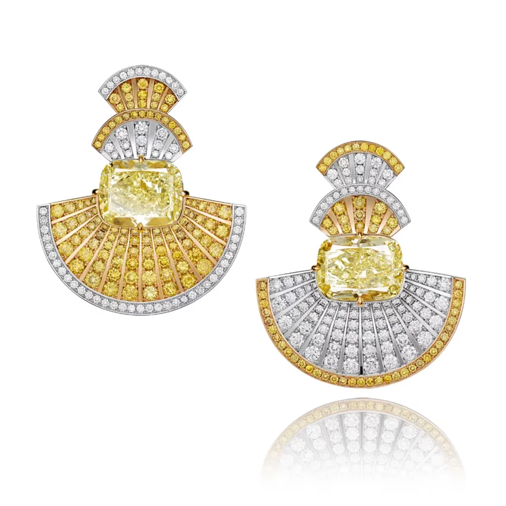 Mistra earrings in white gold set with 2 cushion cut yellow diamonds
